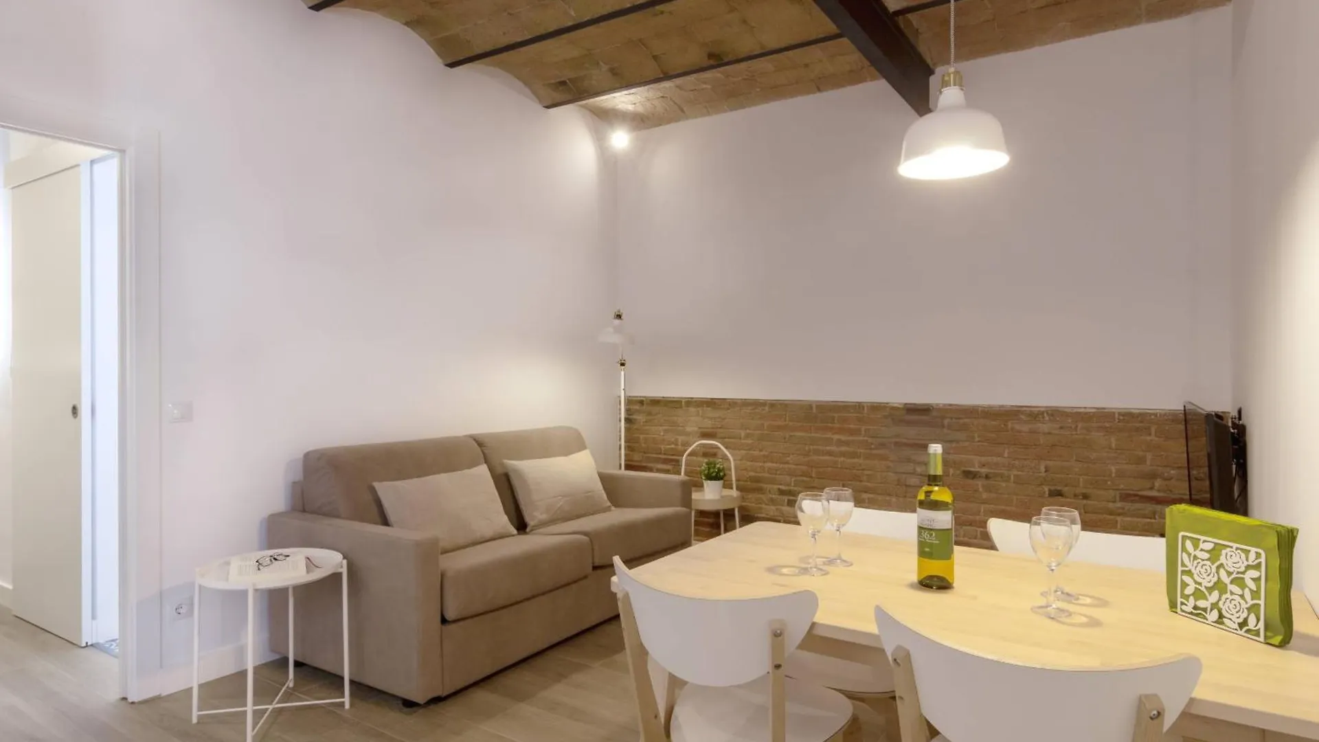 Ola Living Camp Nou Apartment L'Hospitalet de Llobregat Spain
