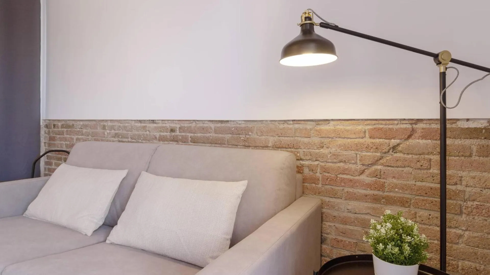 Ola Living Camp Nou Apartman Hospitalet de Llobregat