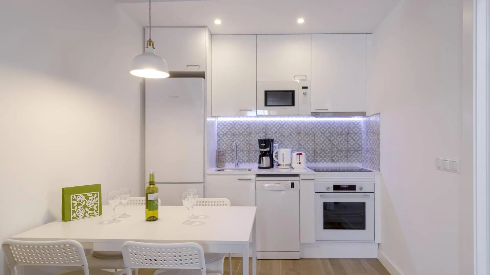 Ola Living Camp Nou Apartman Hospitalet de Llobregat Spanyolország