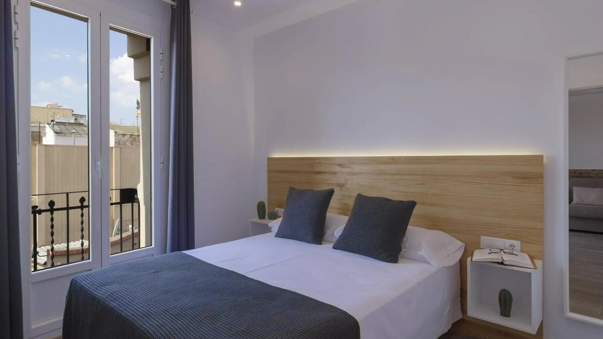 Apartamento Ola Living Camp Nou L'Hospitalet de Llobregat España